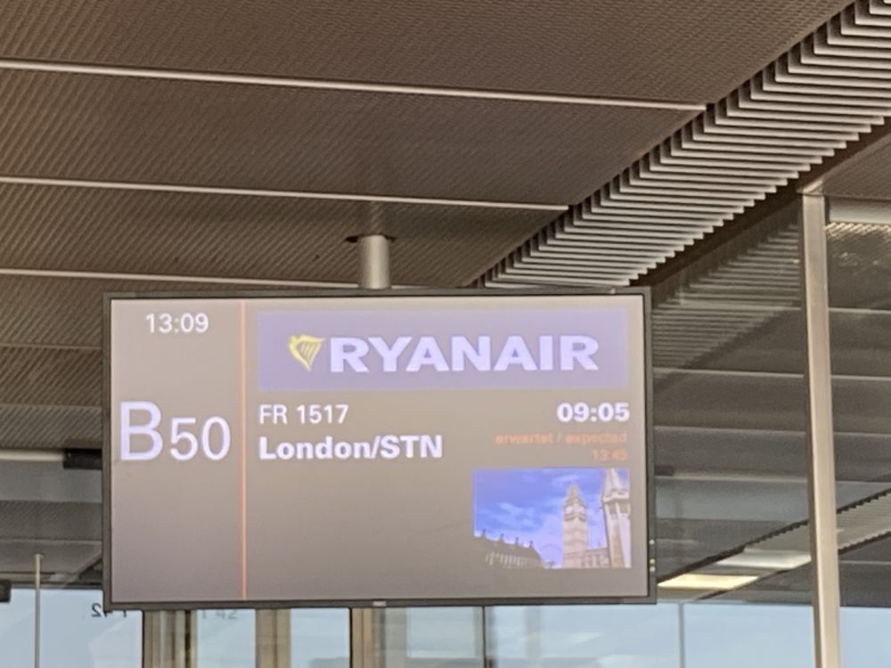 Ankündigung der Verspätung um 4:45h