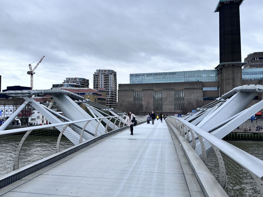 Millenium Bridge