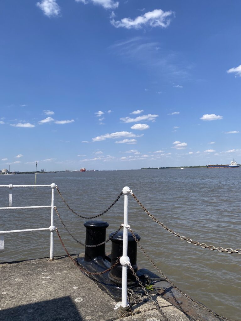 Blick von der Kaffeeklappe Elbabwärts Richtung Stader Sand