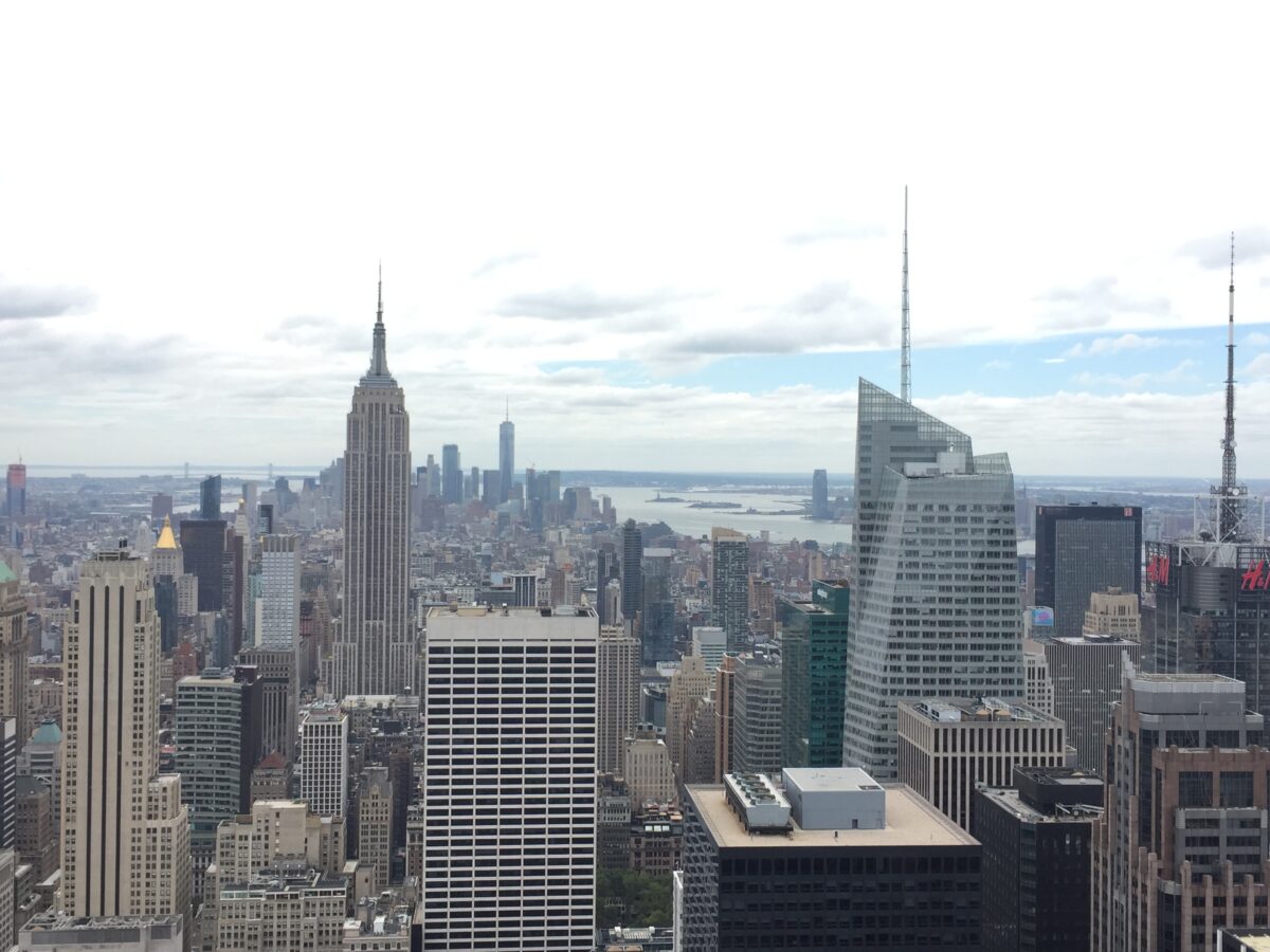 Blick vom Top of the Rock auf das Empire State Building und Manhatten