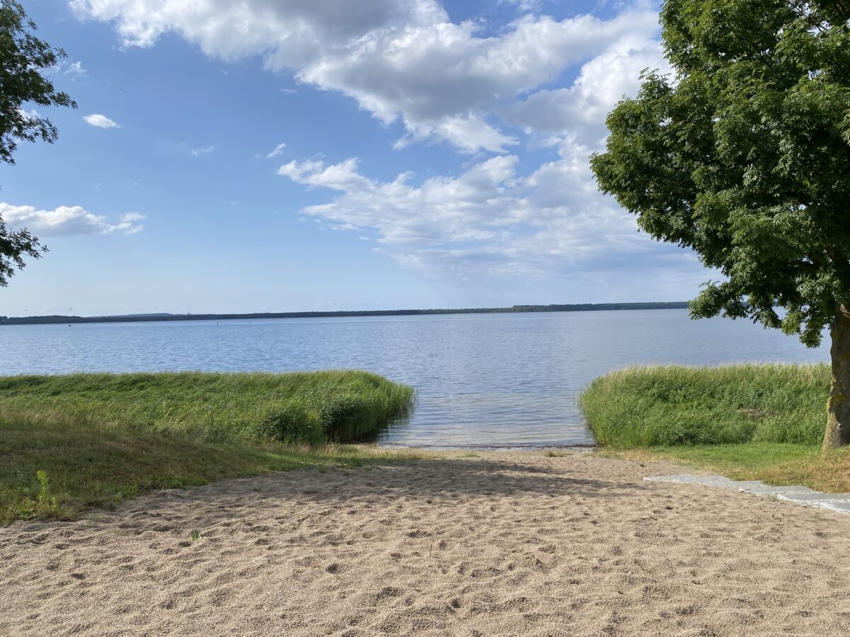Der kleine Strand vom Aedenlife Hotel & Resort