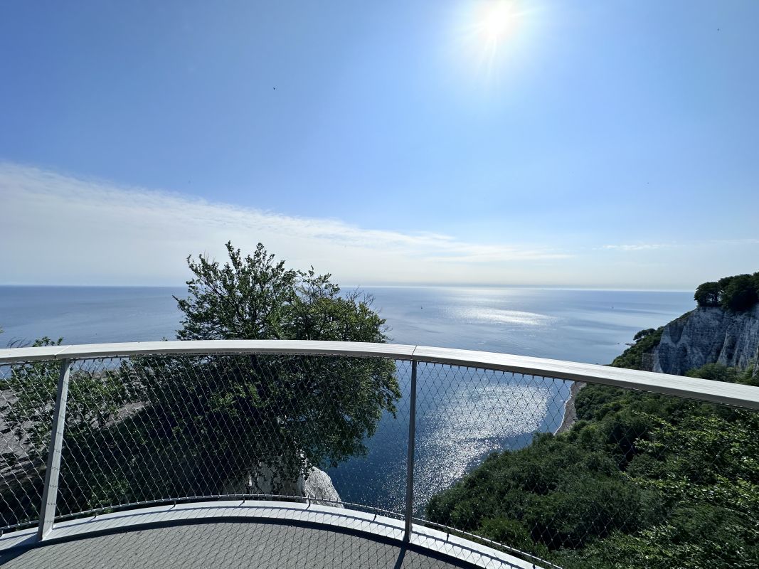 Auf dem Skywalk vom Königsstuhl