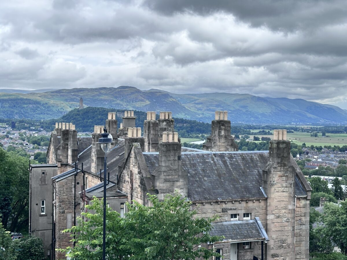 Blick auf die Dächer von Stirling