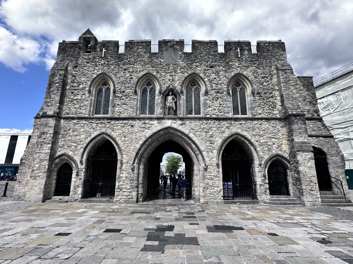 Teil der alten Stadtmauer von Southampton