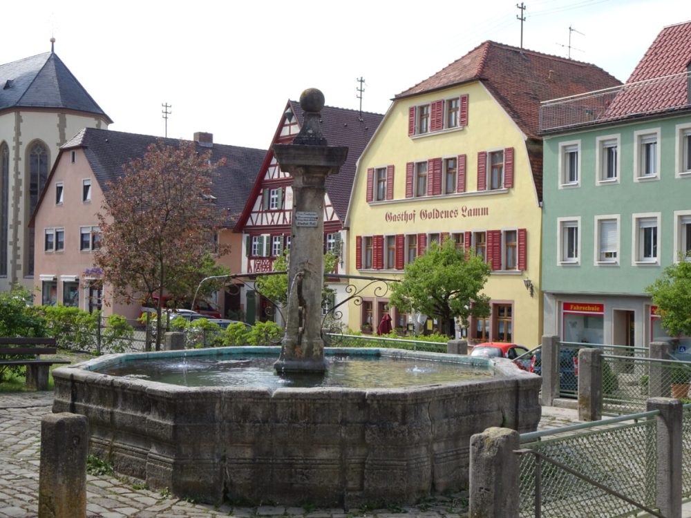 Der Marktbrunnen von Aub